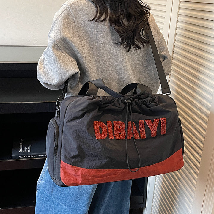 Stylische Sportreise-Tasche