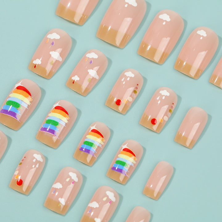 Kreatives Kunstnägel Set mit Regenbogen- und Wolkenmotiven Karnz