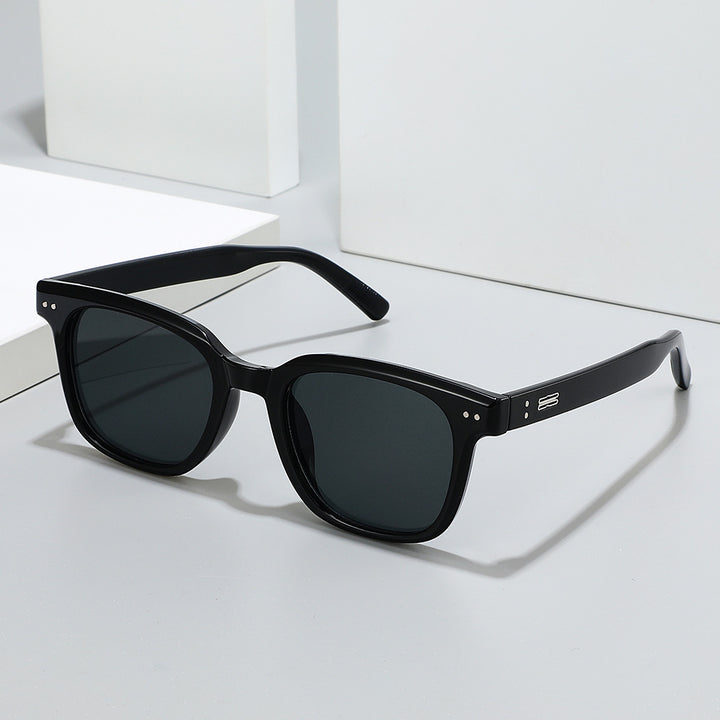 Retro-inspirierte Statement-Brillen Karnz