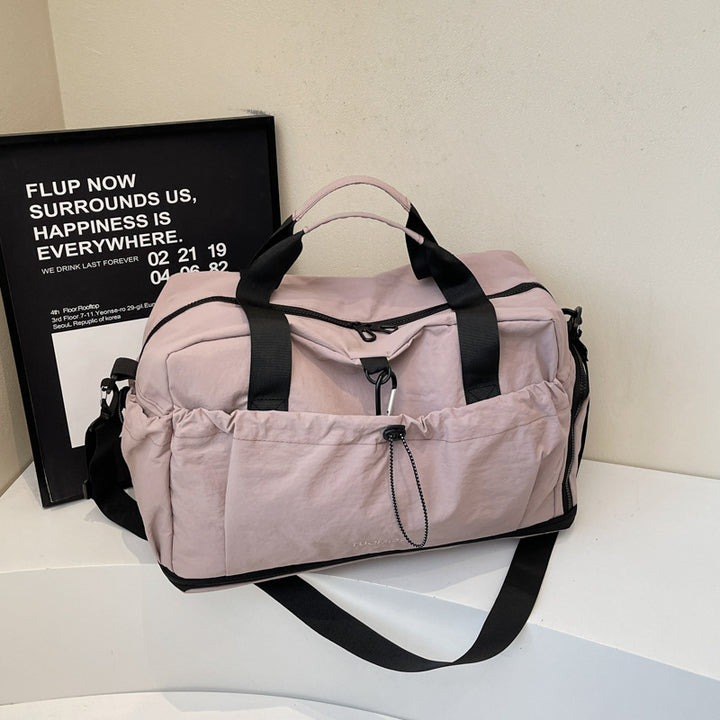 Vielseitige Reisetasche mit erweiterbarem Stauraum