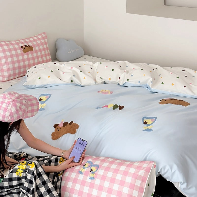 Besticktes Bunny Baumwollsatin Bettbezug-Set mit Gingham Kissenbezügen