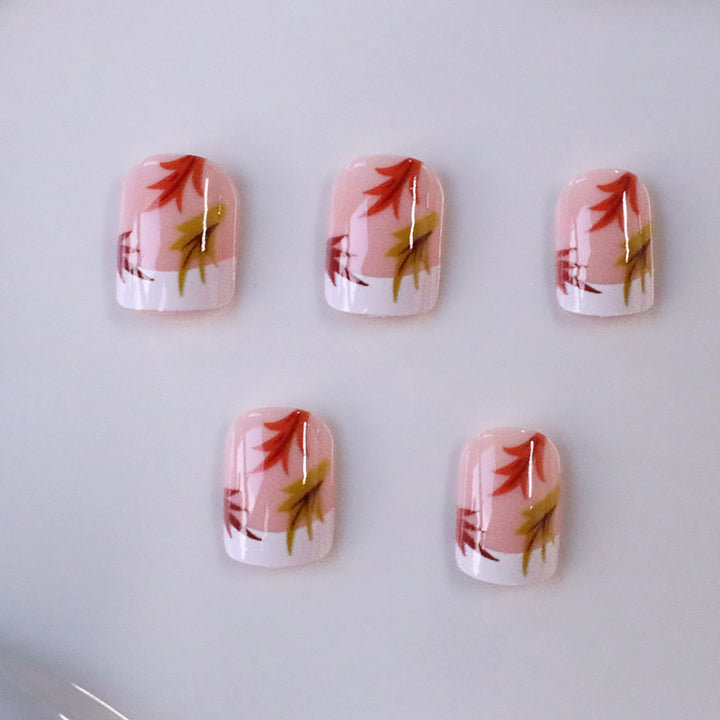 Künstlerische florale Nagelkunst Designs Karnz