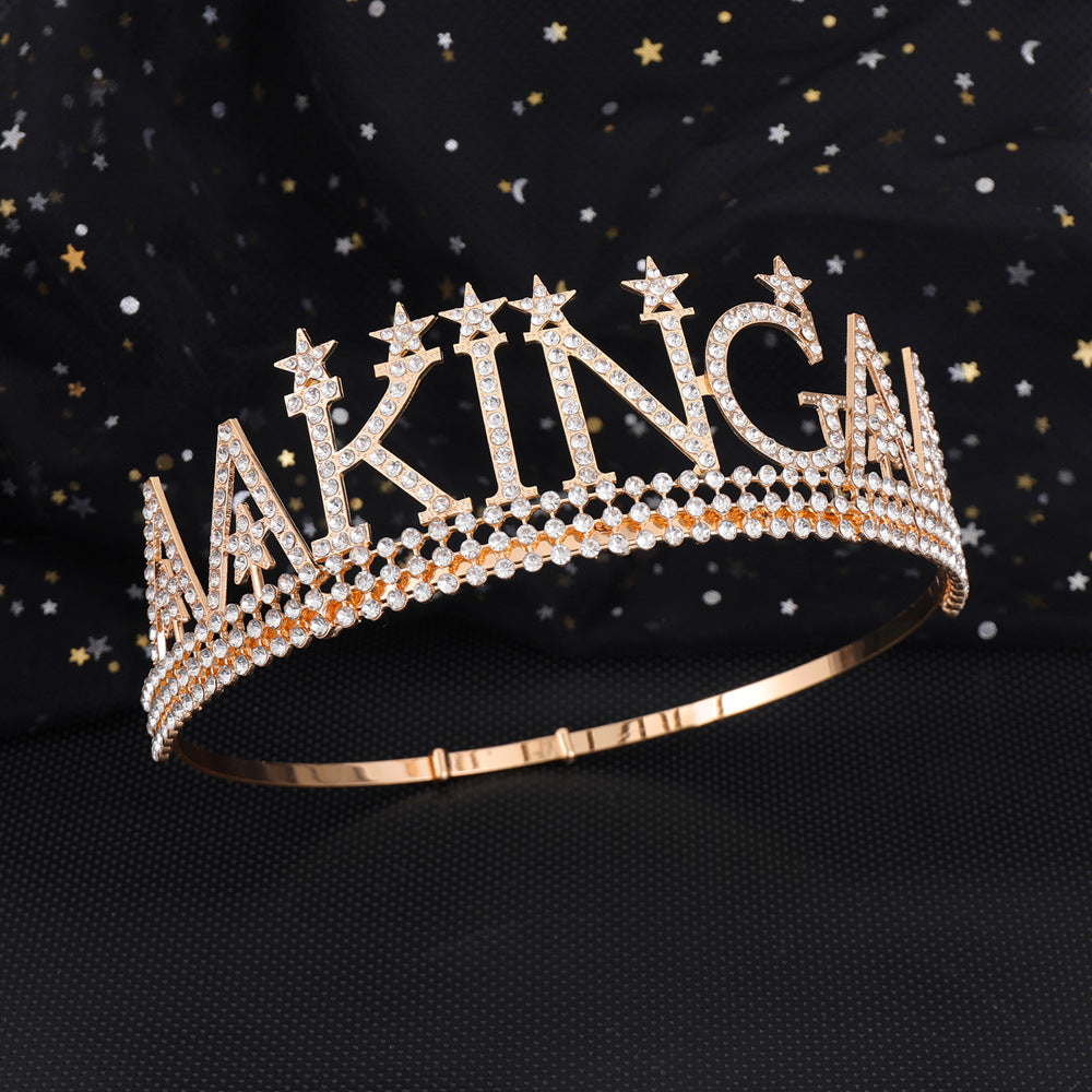 Damen Glitzernde Geburtstagskrone mit einem regalem "Birthday King"-Schärpen-Set Karnz
