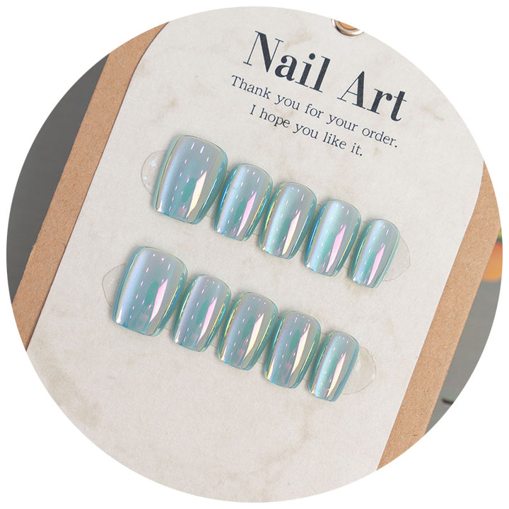 Stylisches Press-On-Nagelset mit schillerndem Finish Karnz