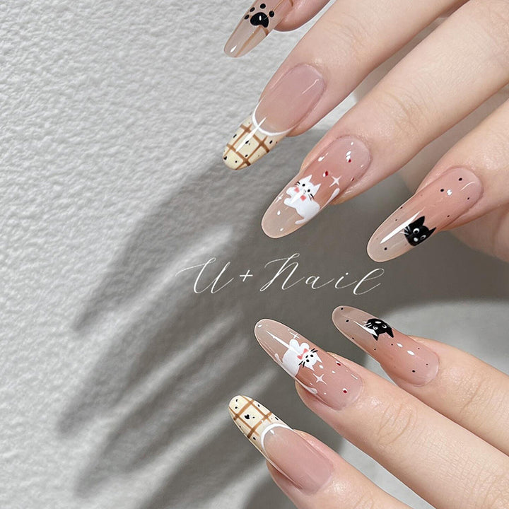Verspielte Tier-Themen Presse-On Nagelkunst Karnz