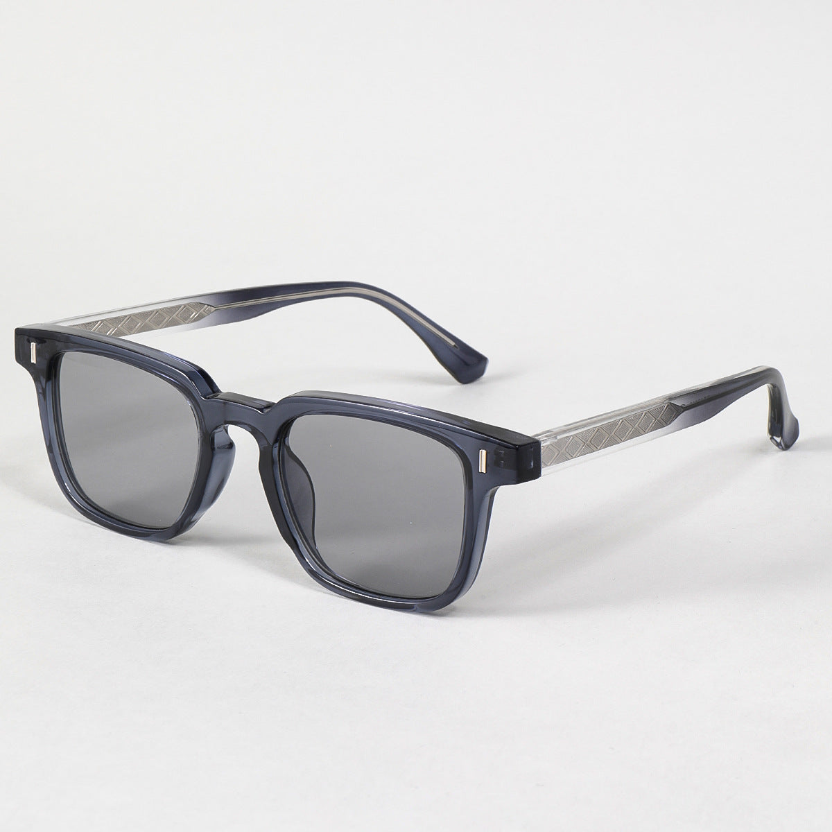 Damen Sonnenbrille im modernen statement Stil mit verstärktem Rahmen Karnz