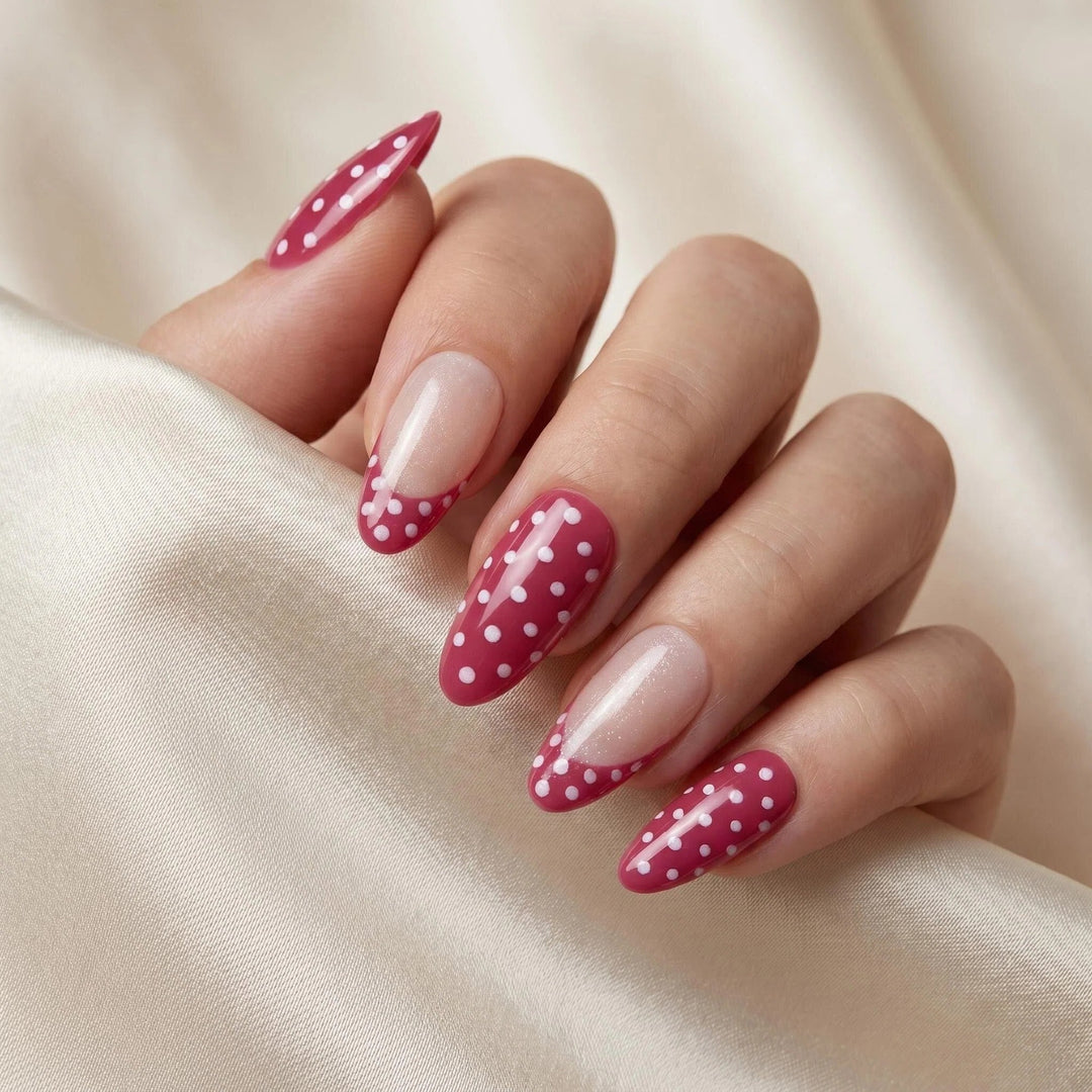 Trendige Spitznagel Press-On Nagelset Karnz