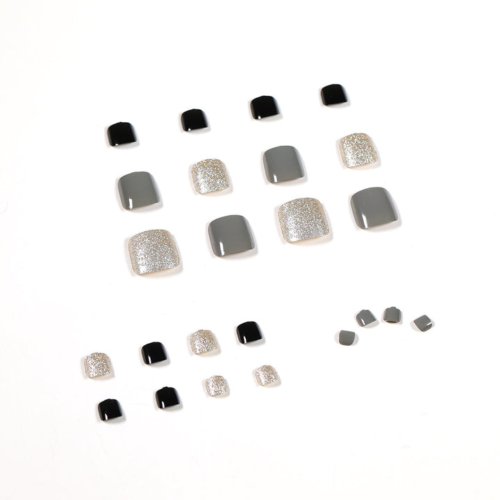 Kunstvolle Fußnagelkunst mit Glitzer- und Mattem Design Karnz