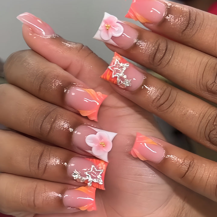 Floral Accent Press-On Nail Set Karnz