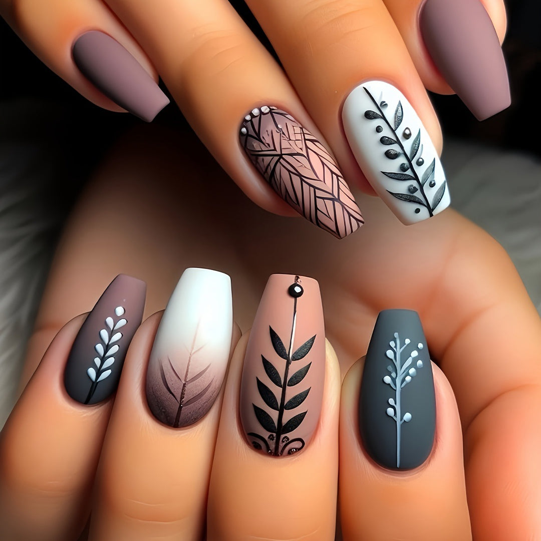 Detailliertes Botanisches Nagelkunstset Karnz