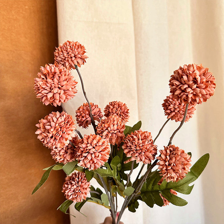 Dekorativer Künstlicher Blumenstrauß mit Detailreichem Designs Karnz