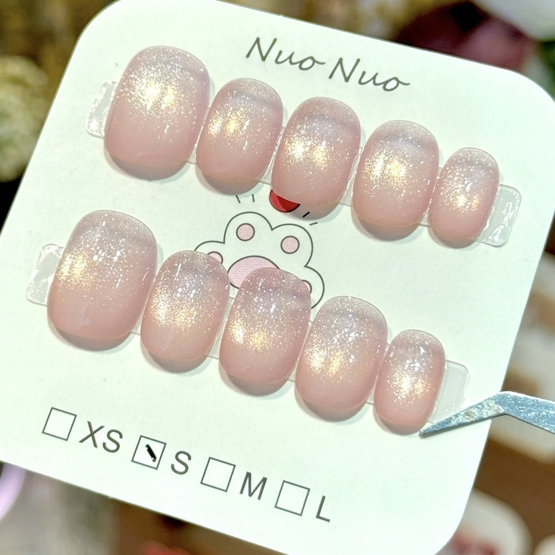 Elegantes kurzes Press-On-Nagelset