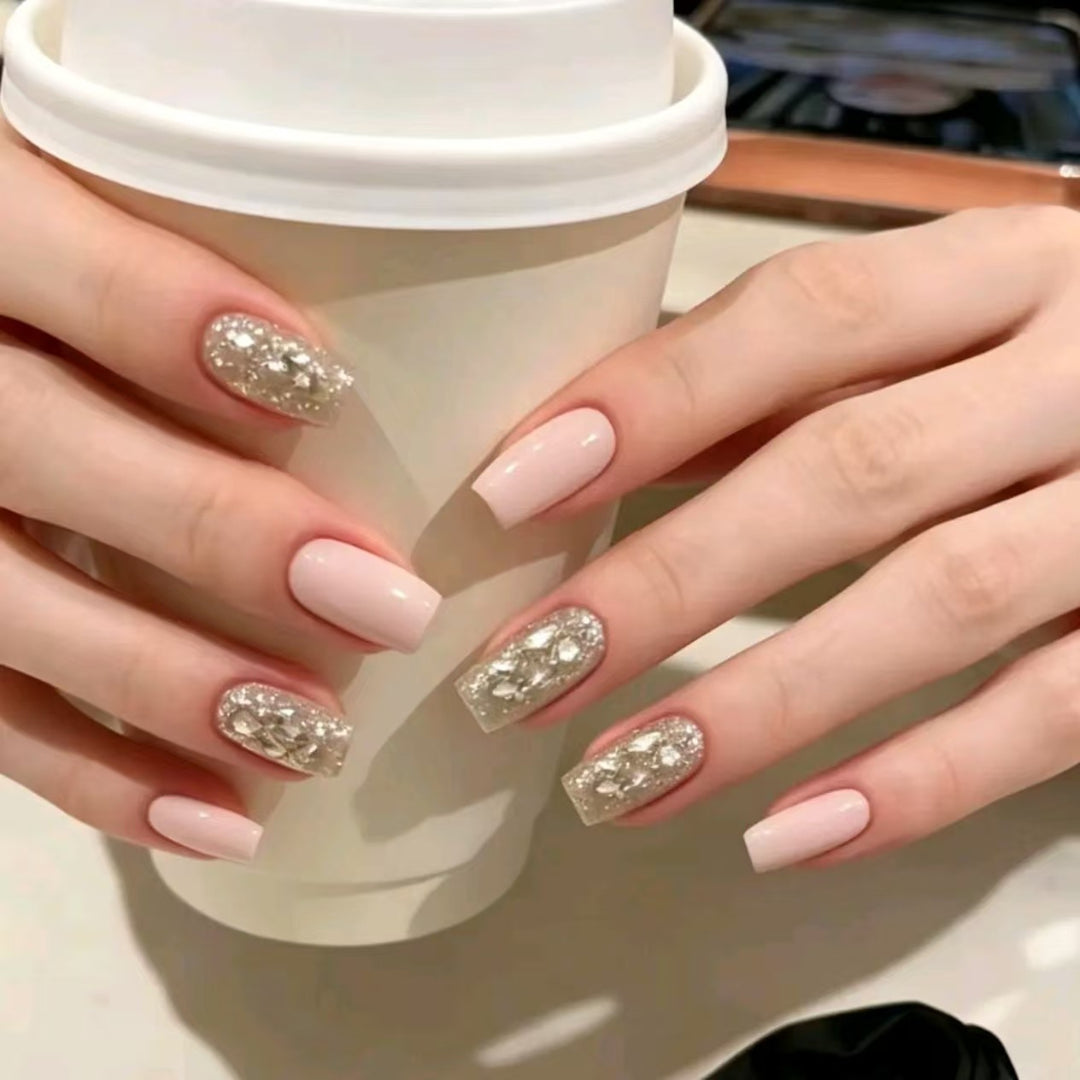 Glamouröse Acryl-Nagelkunstverlängerungen