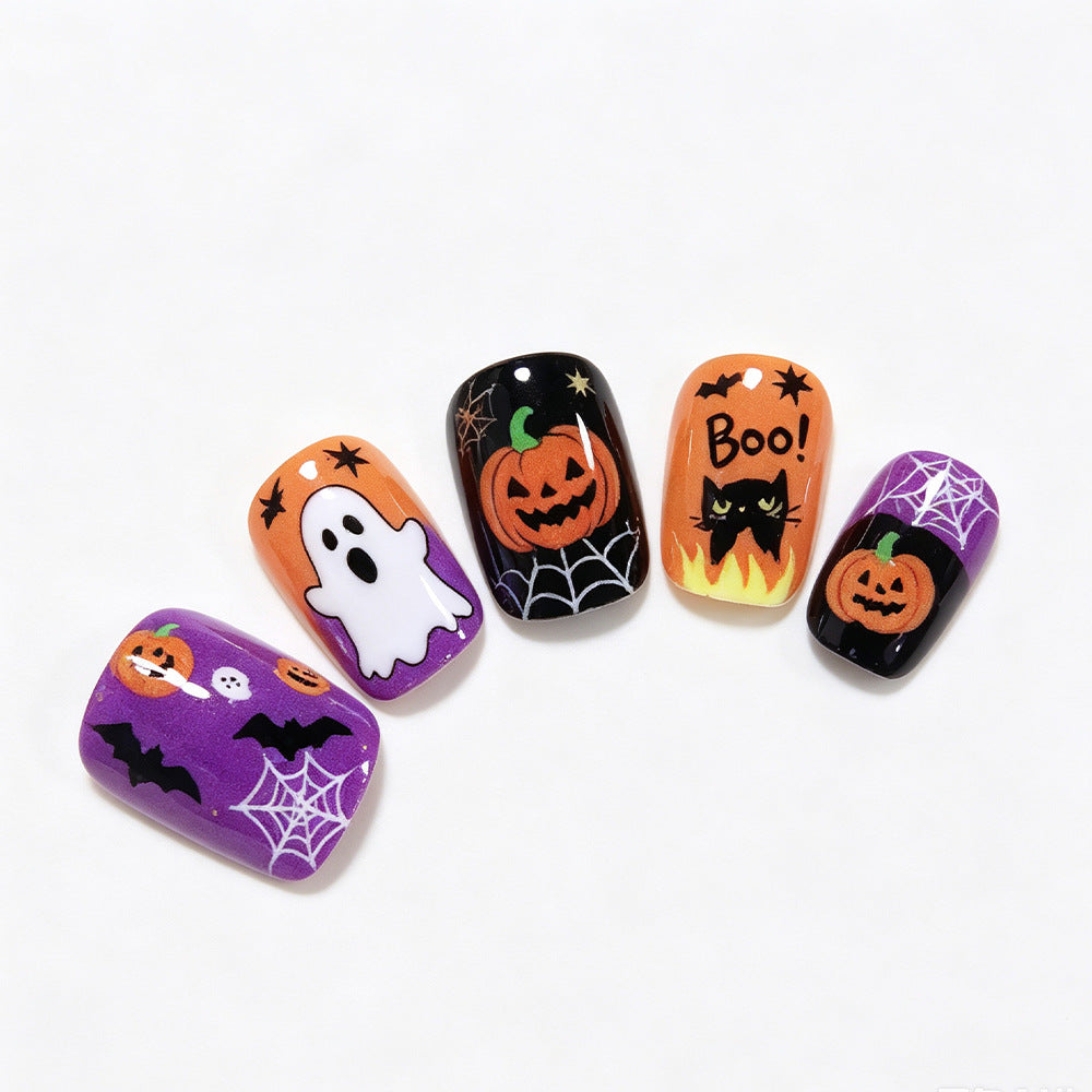 Halloween-Themen Dekorative Press-On Nagelkunst Karnz