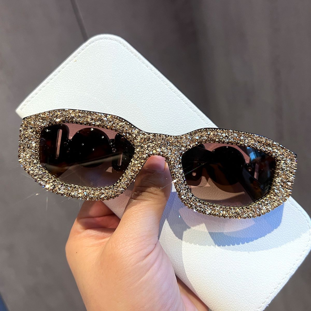 Damen Glamouröse Sonnenbrille Karnz