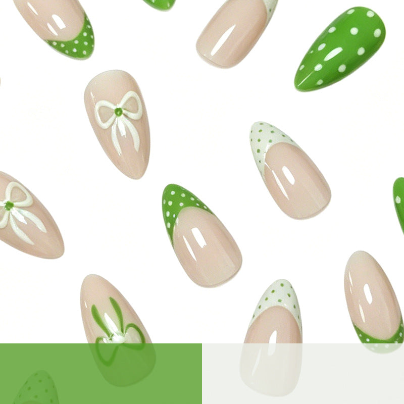 Kreative Dekorative Nail Art Karnz