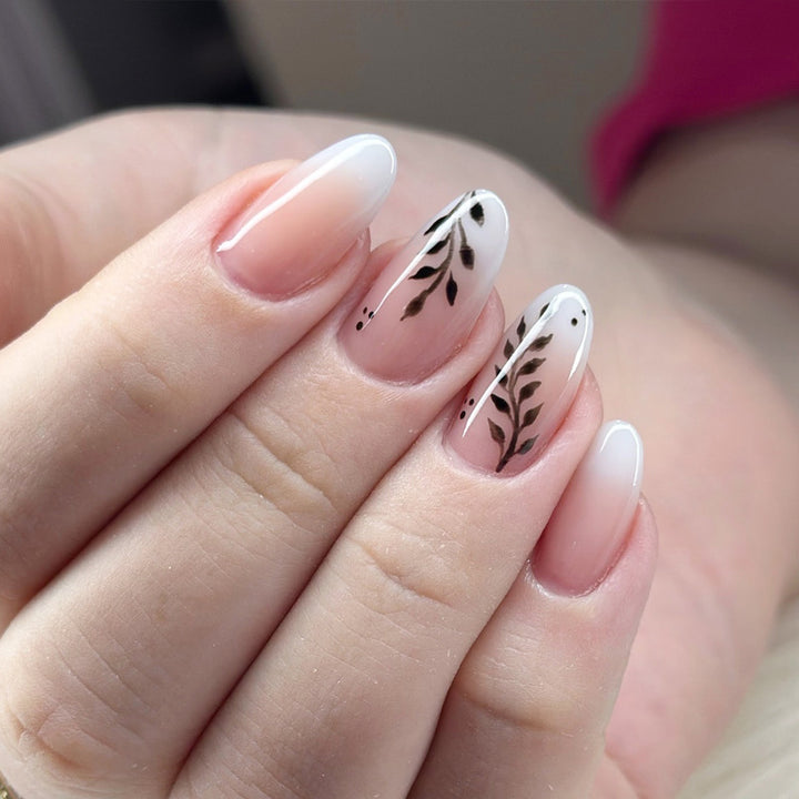 Artistic Nail Design Karnz