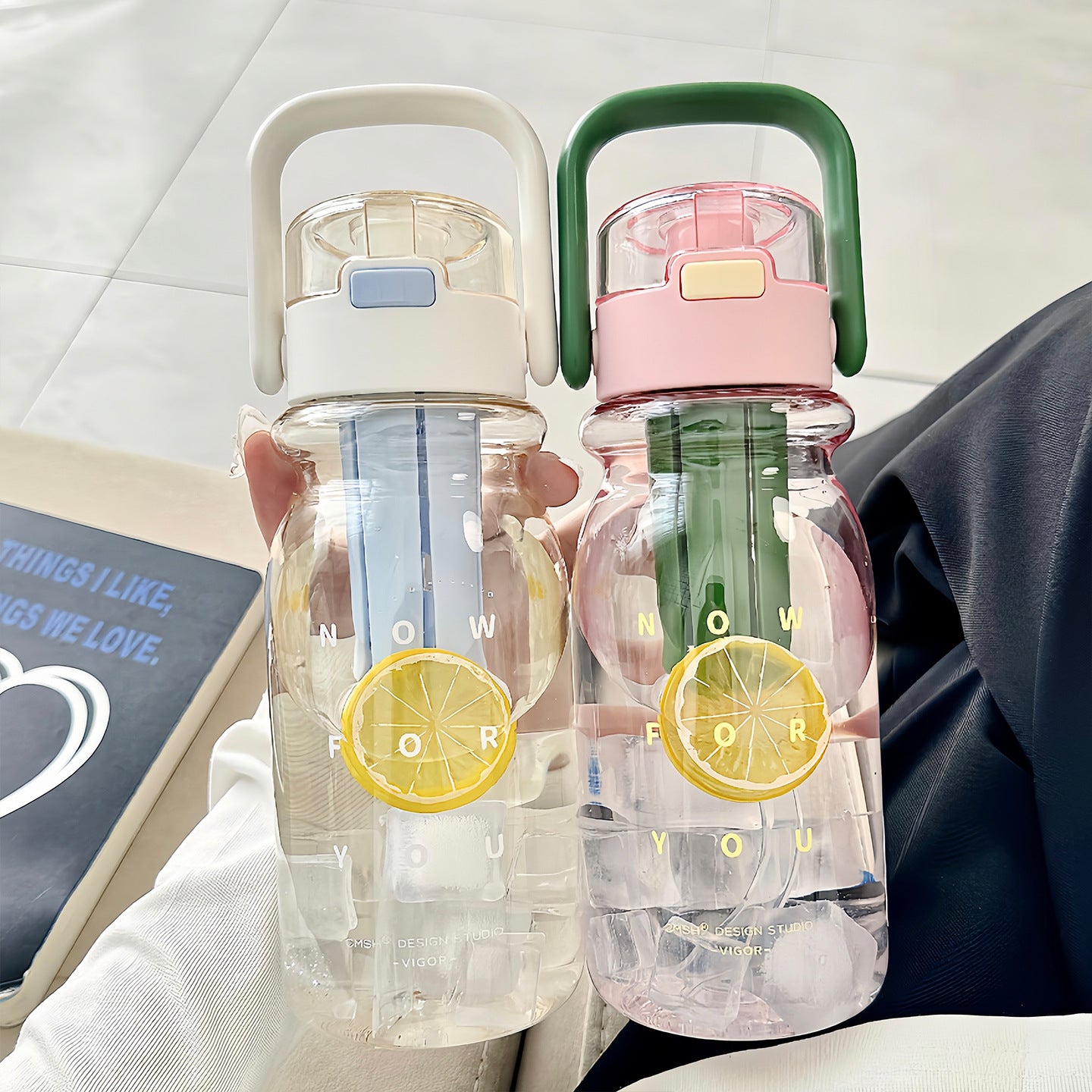 Damen Trinkflasche mit frischem Fruchtinfusionssystem Karnz