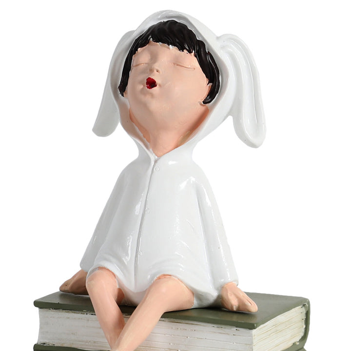 Verspielte Keramikhängefigur