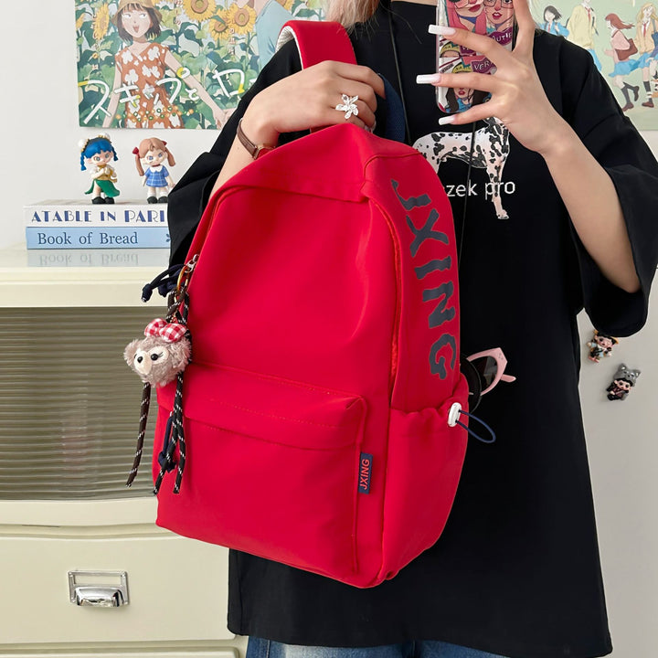Lässiger Rucksack für den Alltag mit mehreren Taschen