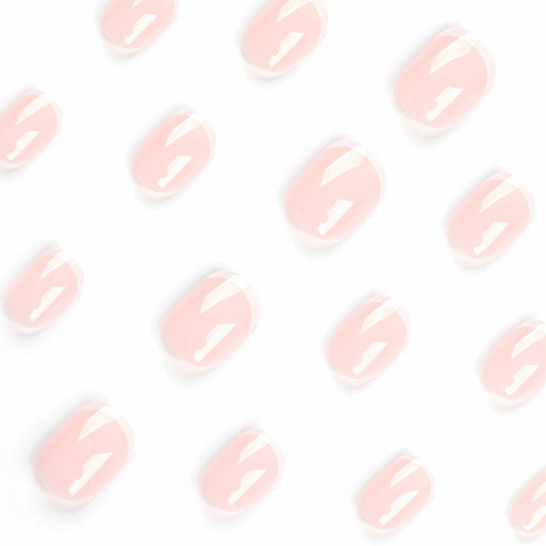 Elegantes French Tip Nail Art Set Karnz