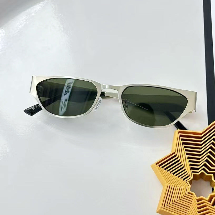 Modische Sonnenbrille mit Elegantem Design Karnz