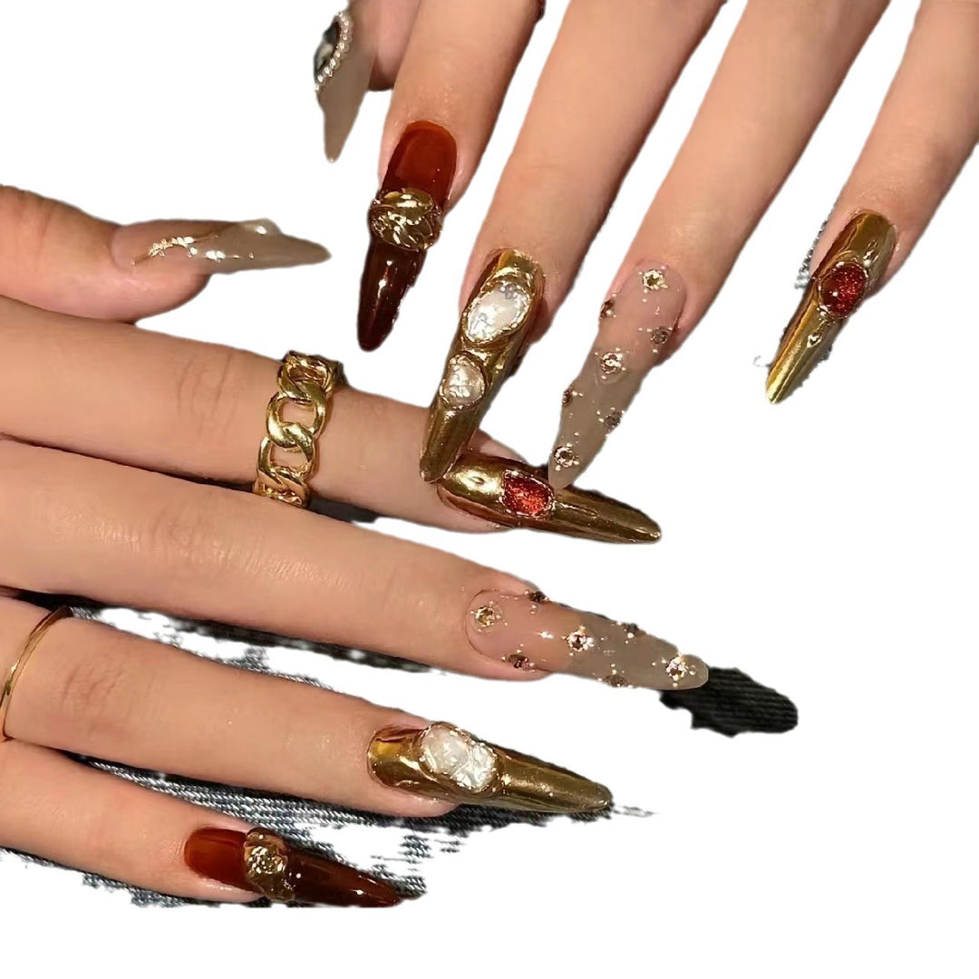 Künstlerisches Press-On-Nagelset mit luxuriösen Edelsteinakzenten Karnz