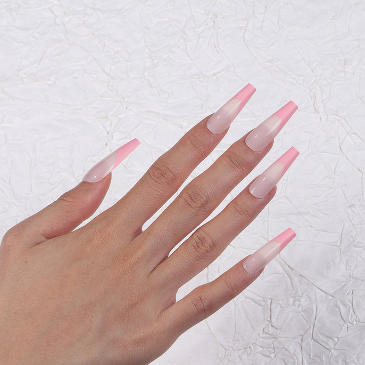 Lange Stiletto-Nagelverlängerungen Karnz