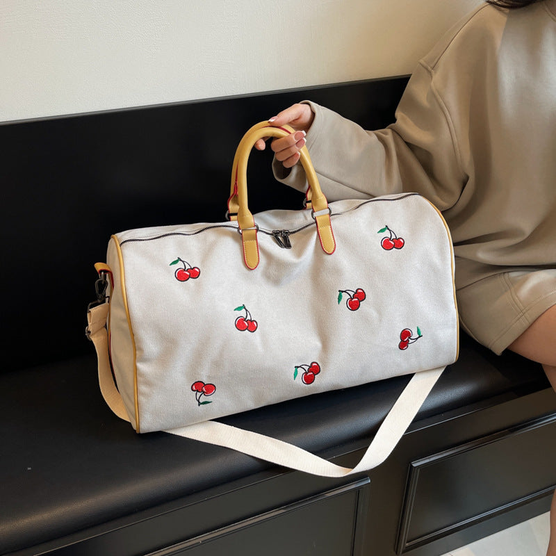 Bestickte Reise-Tasche Karnz