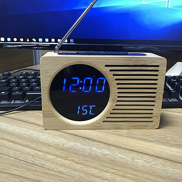 Digitaler Radiowecker mit Temperaturanzeige Karnz
