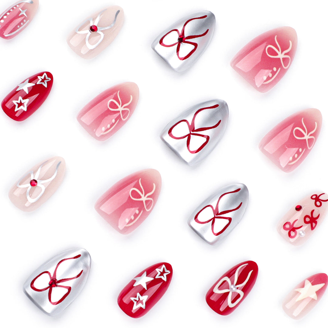 Kunstvolle Nagelverlängerungen mit festlichem Design Karnz