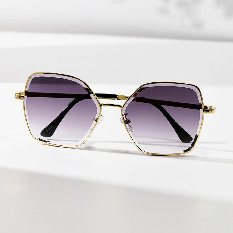 Damen geometrische Sonnenbrille mit modischem Goldrahmen Karnz