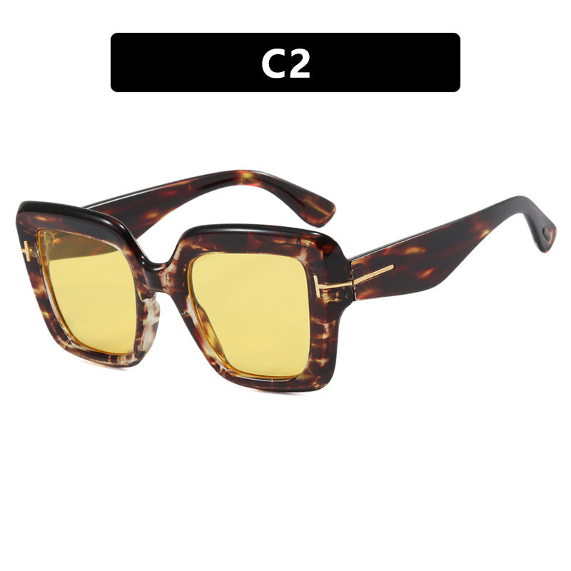 Damen quadratische Sonnenbrille mit komfortablem Kunststoffrahmen und UV-Schutz Karnz