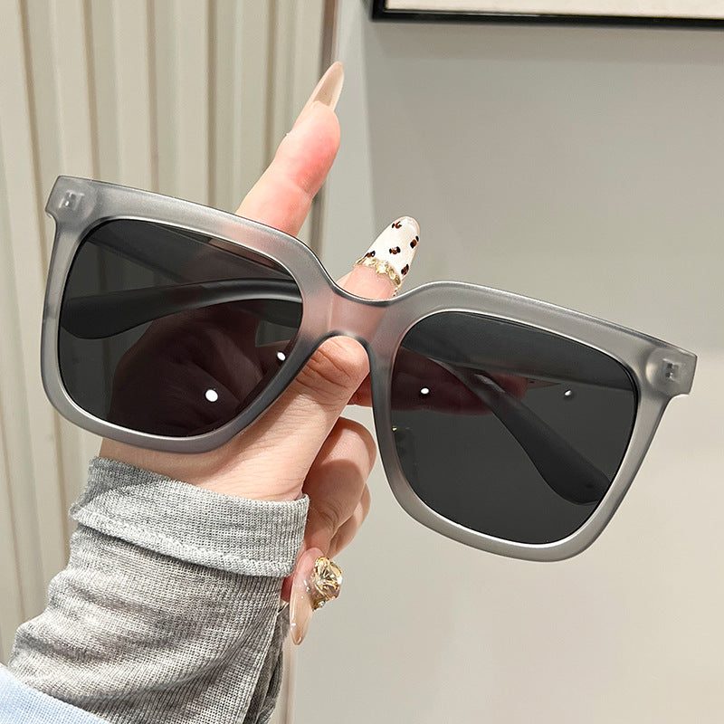 Damen oversized Sonnenbrille mit mattem Rahmen Karnz