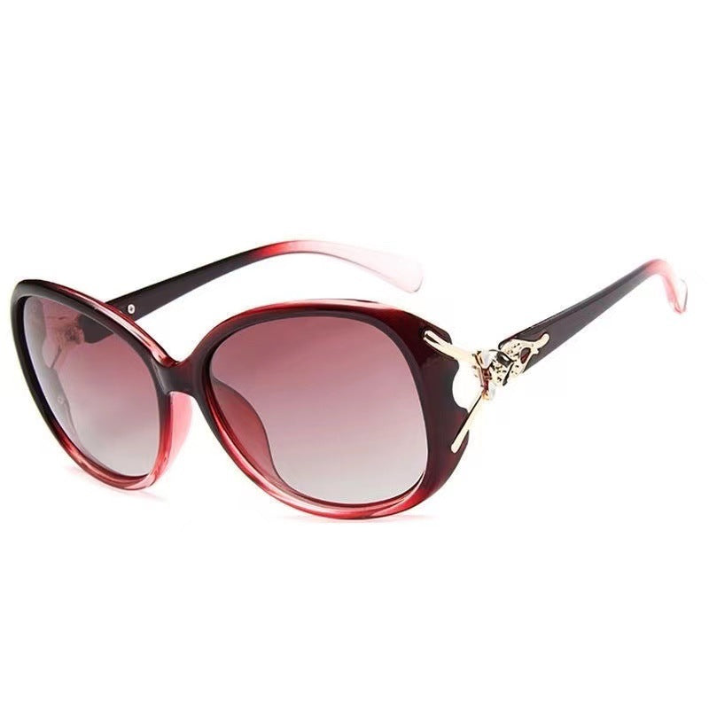 Damen modische Cat-Eye Sonnenbrille mit exklusivem Metall-Design Karnz