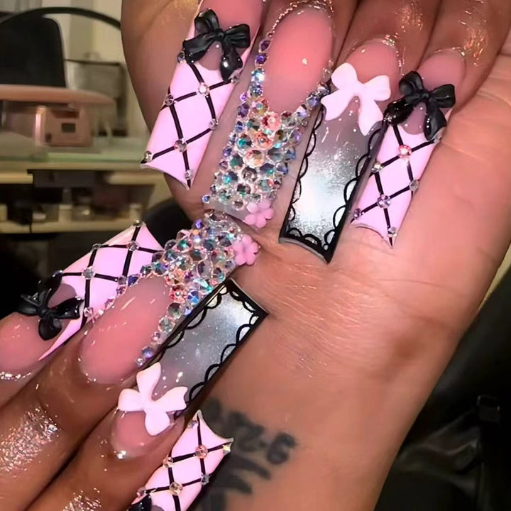 Glamouröse Statement Nagelkunst Extensions Karnz