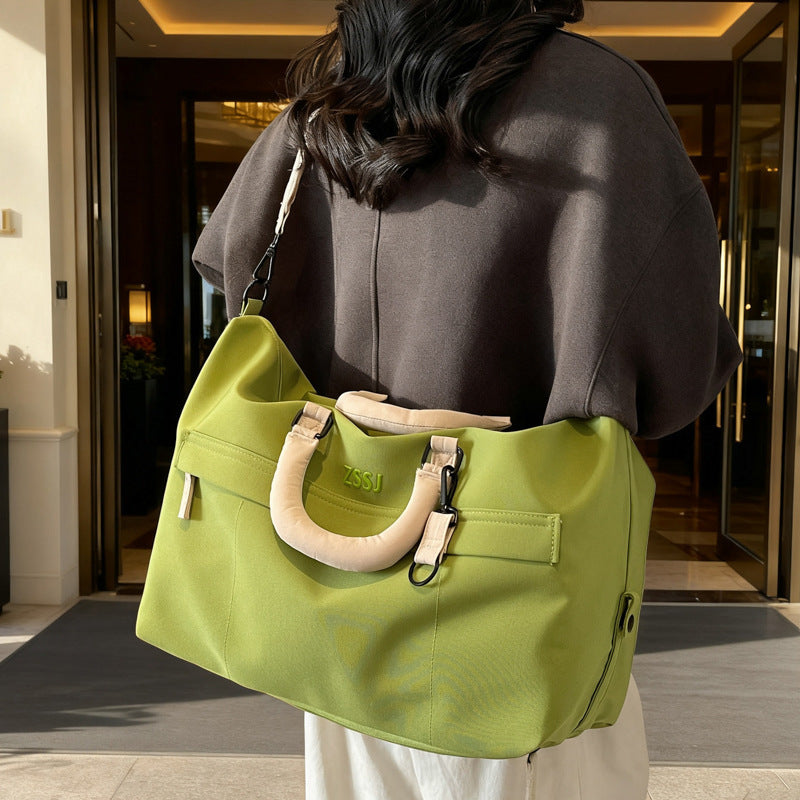 Geräumige Reisetasche Karnz