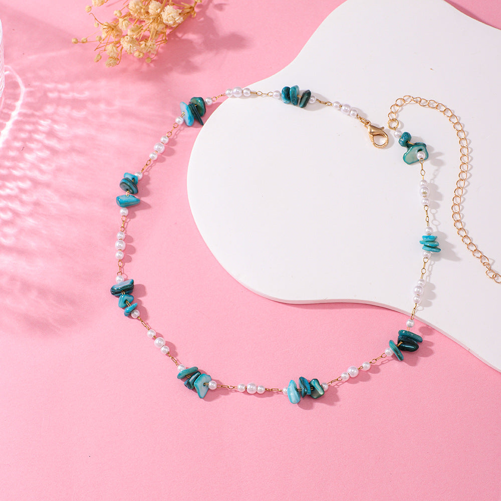 Elegante florale Perlenkette Karnz