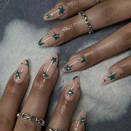 Dekoratives Press-On Nagelkunstset mit Sternmustern Karnz