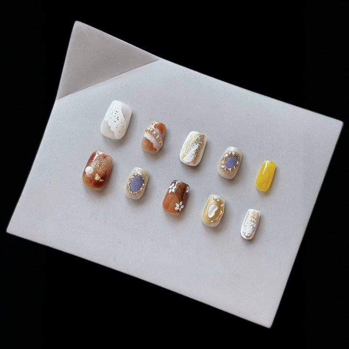 Künstlerisches dekoratives Press-On-Nagelset
