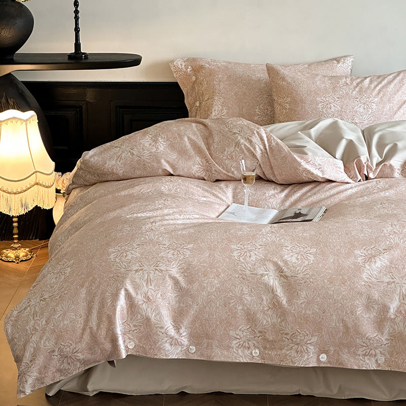 Luxuriöses Satin-Bettwäscheset mit zarten Rosenmotiven und Knopfleiste