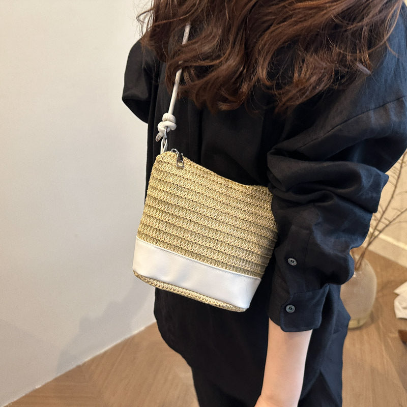 Woven Straw und Leder Umhängetasche Karnz