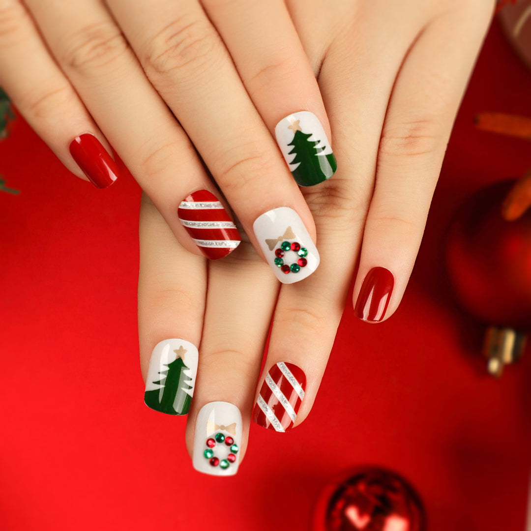 Kreative Weihnachtsnagelkunst Karnz
