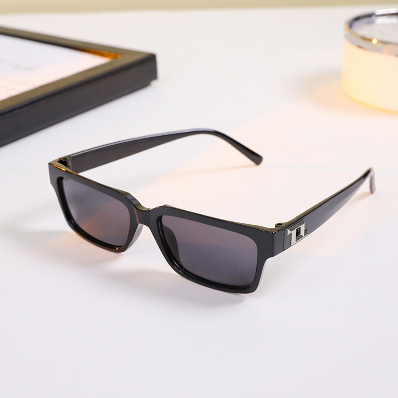Damen modische ergonomische Lesebrille Karnz