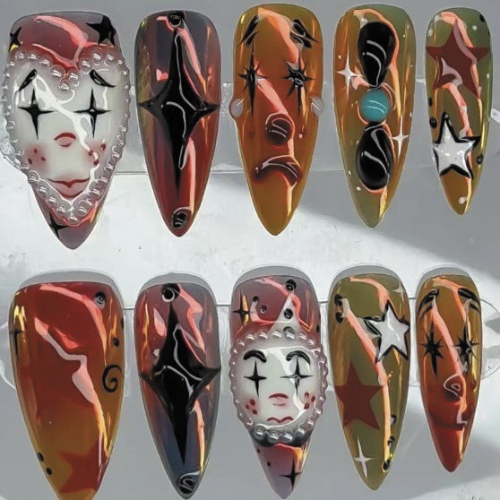 Künstlerischer Press-On Nagelset mit einzigartigen Designs