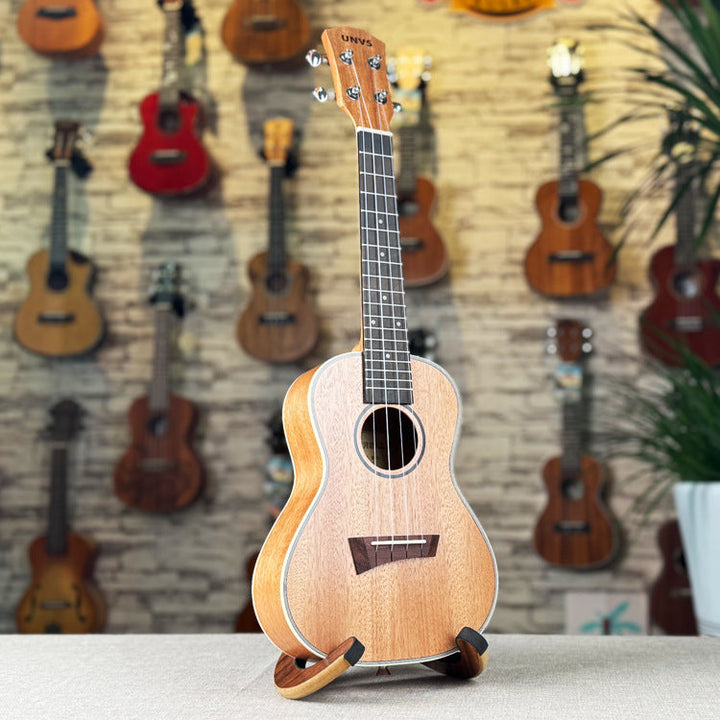 Akustische Ukulele Karnz