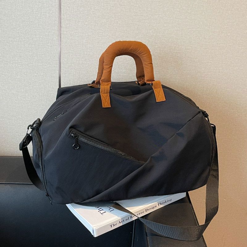 Vielseitige elegante Reisetasche Karnz