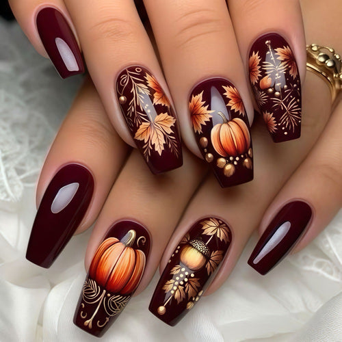 Kunstnägel mit herbstlichem Design Karnz