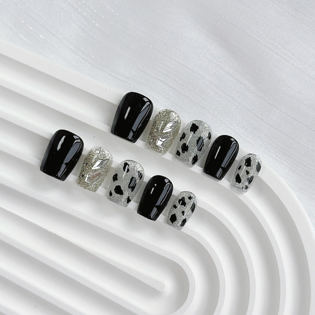 Schmetterlings-verzierte Press-On Nagelset