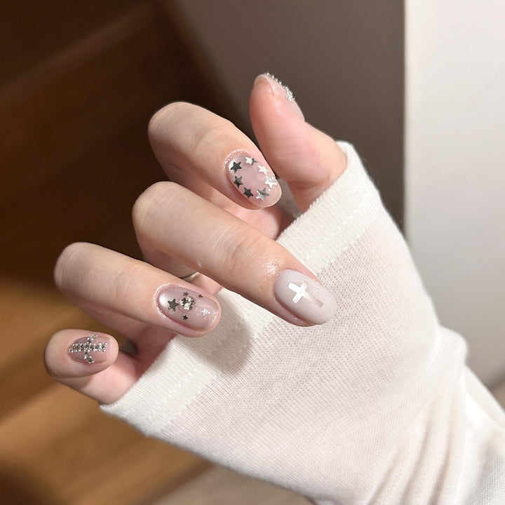 Kreative Nagelkunst Karnz